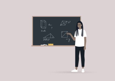 Genç bir öğretmen Geometri 'yi tahtaya elle çizilmiş figürlerle işaret ederek açıklıyor.
