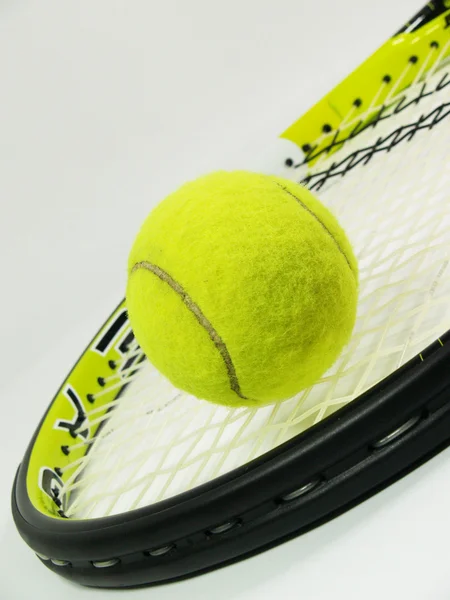 Tennis raket och boll — Stockfoto