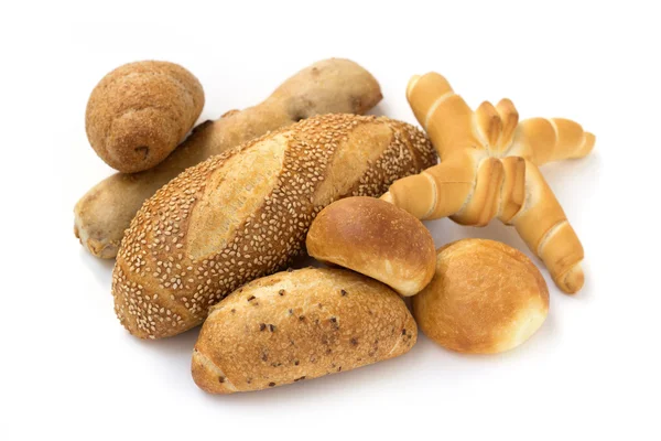 Assortiment van brood en broden op witte achtergrond — Stockfoto