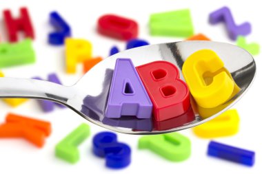 harf a, b, c, bir çorba kaşığı
