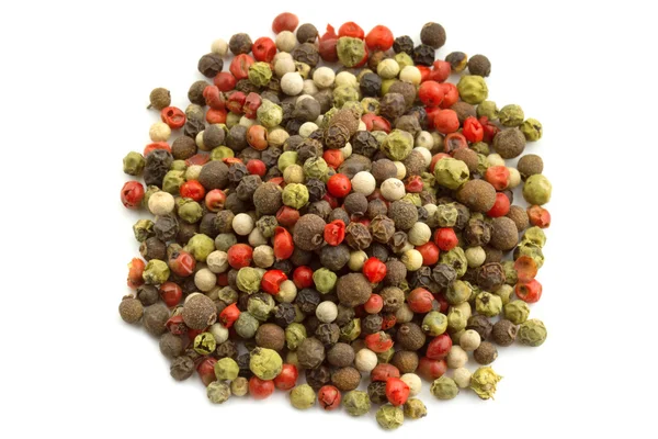 Heap of peppercorn mix isolated on white background — Stock Photo, Image