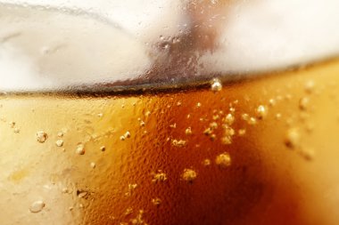 Kokain bir buzlu bardak yakın çekim