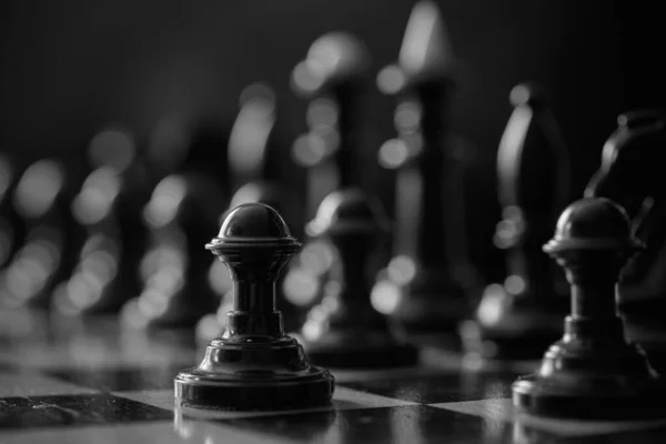 Chess Pieces Chessboard White Queen Defeated Black King — Fotografia de Stock