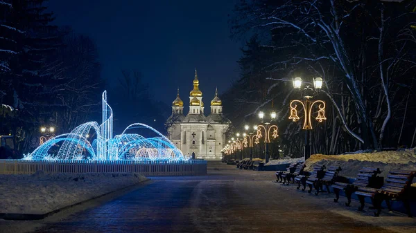 Holiday Winter Alley Church Chernihiv Ukraine — стоковое фото