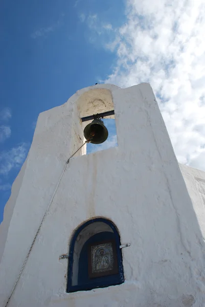 Iglesia ortodoxa en una isla griega — Foto de Stock