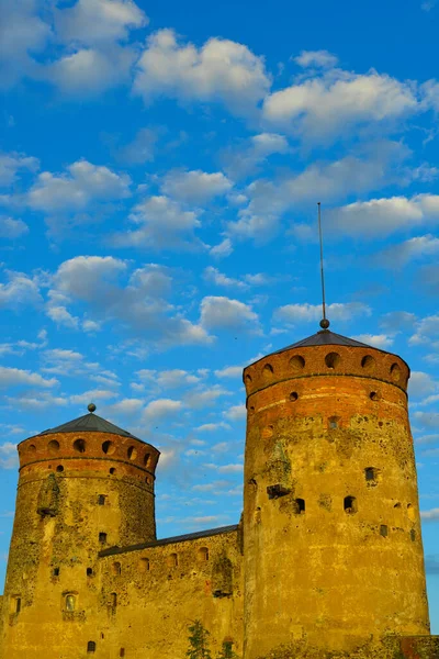 Půlnoční Slunce Nad Olavinlinnou Středověkým Hradem Savonlinně Finsko — Stock fotografie