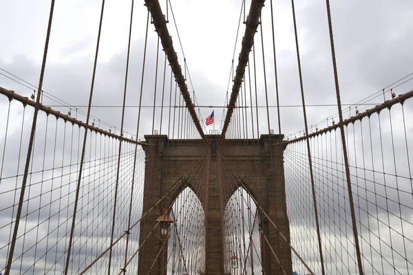 Draden Steunen Van Brooklyn Bridge — Stockfoto