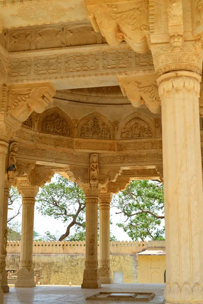 Pilastri Archi All Interno Gator Chhatriyan Jaipur Rajasthan India — Foto Stock