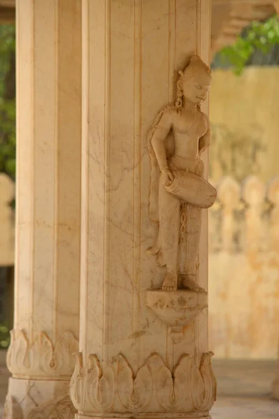Άγαλμα Γλυπτό Στο Εσωτερικό Gator Chhatriyan Jaipur Rajasthan Ινδία — Φωτογραφία Αρχείου