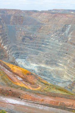 # Kalgoorlie, Güney Batı # Avustralya 'da dev bir maden ocağı. - www.bewarethecheese.com # photography # travel # Southwestern nAustralia