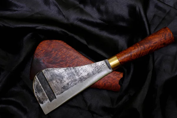 Cliaver Knife Custom Natural Rosewood Casing Black Background Handmade Thailand — стоковое фото