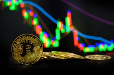 Ticaret şeması arka planında Altın Bitcoin kripto para birimi