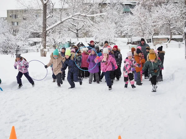 Saratov Rusland Jan 2022 Kinderen Vieren Maslenitsa Pannenkoekenweek Puur Russische — Stockfoto