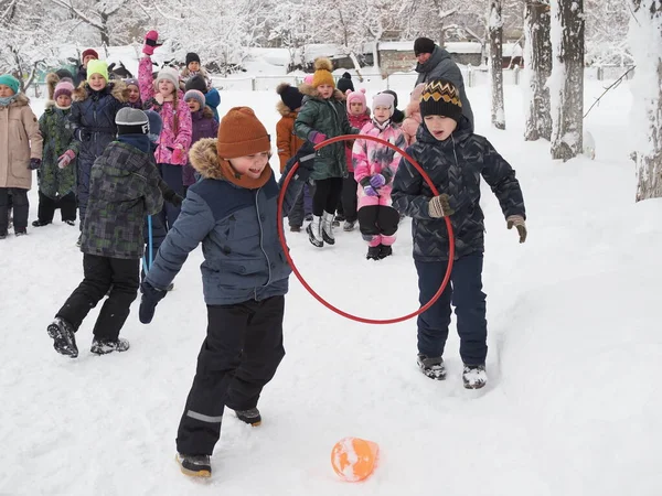 Saratov Rusland Jan 2022 Kinderen Vieren Maslenitsa Pannenkoekenweek Puur Russische — Stockfoto