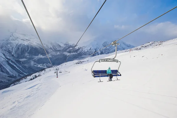 arka plan gökyüzü dağ zirveleri sıkın