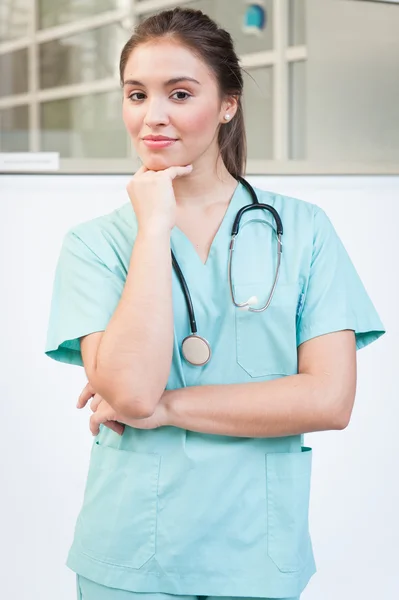Junge Krankenschwester Ärztin lizenzfreie Stockfotos
