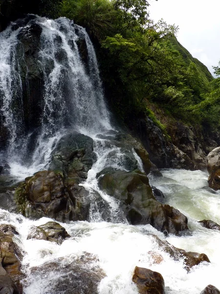 Cat Cat waterfall — Stock Photo, Image