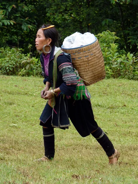 Kobieta Hmong — Zdjęcie stockowe