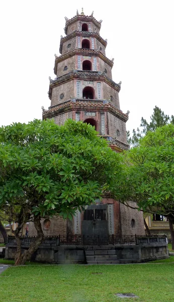 Thien Mu Pagoda — Stock Photo, Image