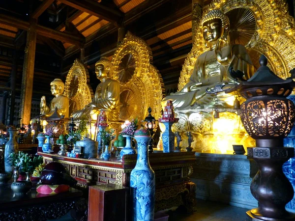 Buddha statue in Bai Dinh temple — Stock Photo, Image