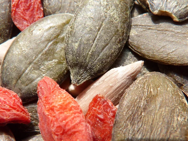 Goji and Green Pumpkin Seeds — Stock Photo, Image