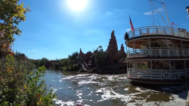 Disneyland Paris France September 2020 Big Thunder Mountain Rollercoaster Disneyland — Vídeo de stock