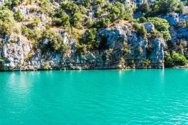 Sentier du garde canal, Quinson, Verdon lower gorge, lake Sainte Croix, Provence, Provence Alpes Cte d'Azur, France 