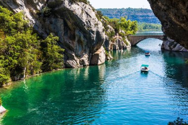 Sentier du garde canal, Quinson, Verdon lower gorge, lake Sainte Croix, Provence, Provence Alpes Cte d'Azur, France 