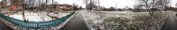 Huizen Wandelpaden Houten Hek Winter Overdag — Stockfoto