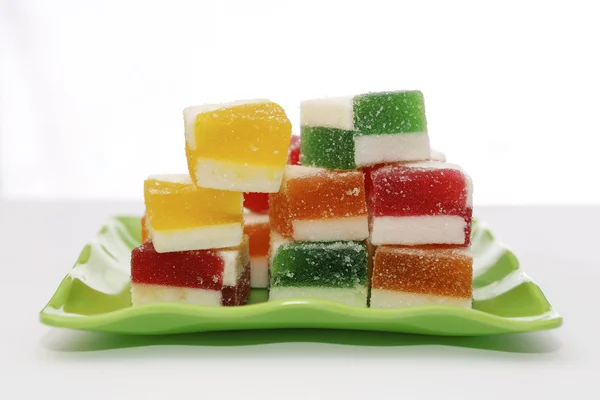 Yeşil plaka tatlı jöle