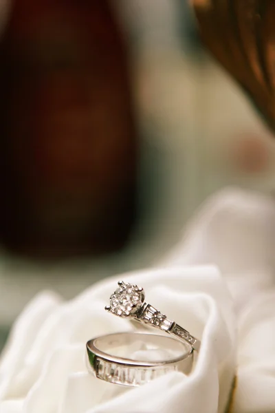 Evlilik yüzükleri.