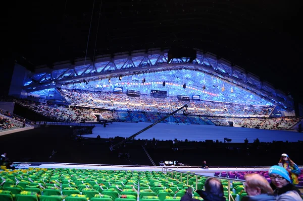 Mensen op de tribunes, openingsplechtigheid van sochi 2014 — Stockfoto