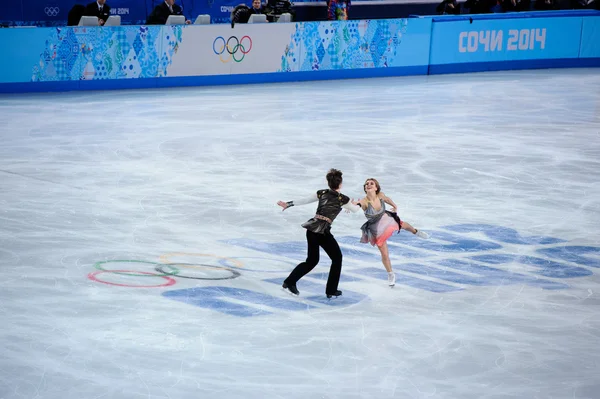 Victoria Sinitsina and Ruslan Zhiganshin at Sochi 2014 XXII Olympic Winter Games — Stock Photo, Image