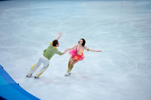 Nathalie Pechalat e Fabian Bourzat nos XXII Jogos Olímpicos de Inverno de 2014 — Fotografia de Stock