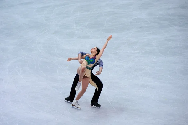 Sara Hurtado y Adrian Díaz en los XXII Juegos Olímpicos de Invierno de Sochi 2014 —  Fotos de Stock