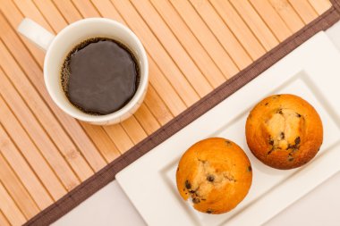 vanilya ve Çikolata kahve ile kek küçük parça.