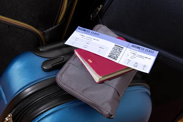 Airline ticket, passport and luggage — Stock Photo, Image