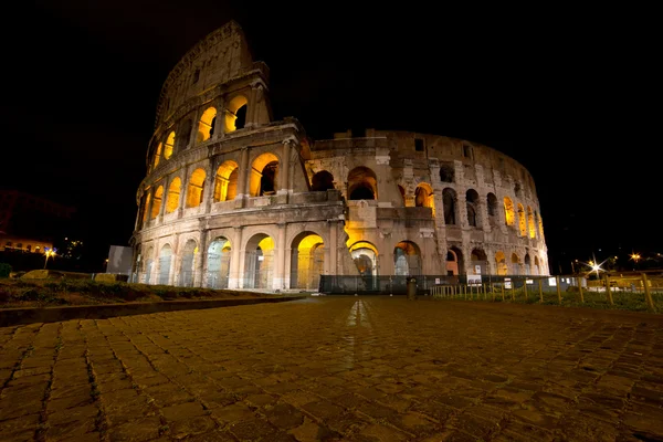 Éjjel, Róma Colosseum — Stock Fotó