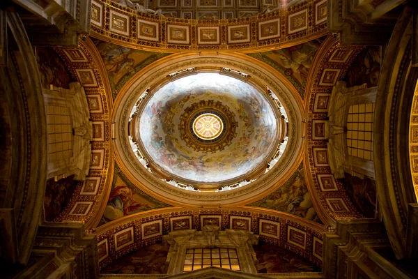 S. Pietro Basilica ceiling — Stock Photo, Image