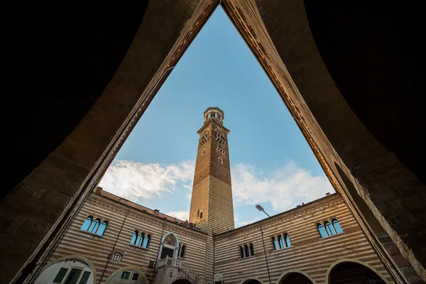 Lamberti kule, verona, İtalya