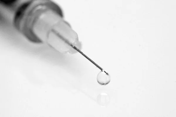 şırınga yakın çekim