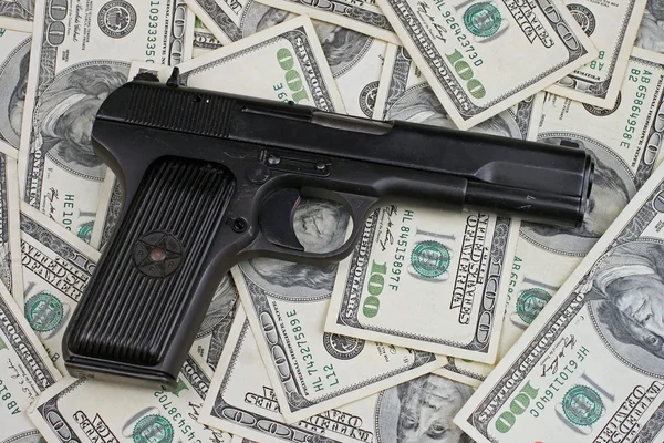 Silah para ile — Stok fotoğraf