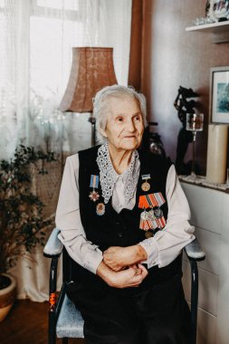 Vinnytsia / Ukrayna: 04.28.2020: 2. Dünya Savaşı gazileri faşizme karşı. Şimdi Ukrayna 'da Rusya, Putin rejimi ve propagandasına karşı bir savaş daha var. Kendi arşivimden nadir fotoğraflar.