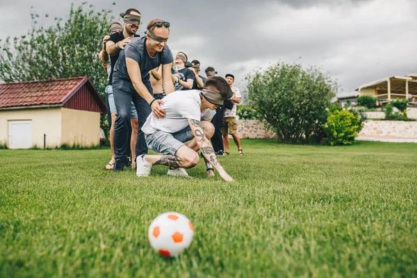 Vinnitsa Oekraïne Mei 2019 Teambuilding Activiteiten Jongeren Spelen Buiten Spelletjes — Stockfoto