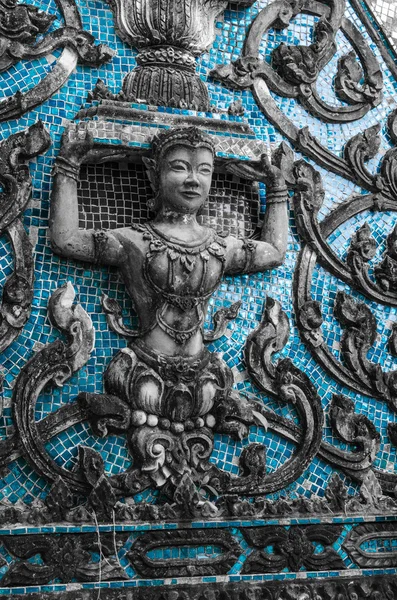 Tympanum of Wat Jumpa, Thailand — Stock Photo, Image