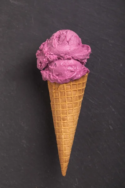 Ice cream cone - Stock Image — Stock Photo, Image