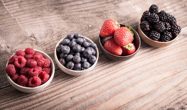 Corazón de fruta roja — Foto de Stock