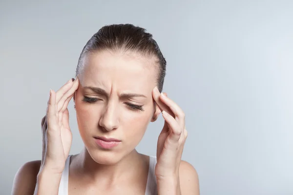 This young woman is going through some tough times — Stock Photo, Image