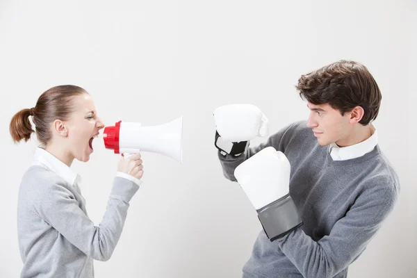 Angry girl with her boyfriend — Stock Photo, Image