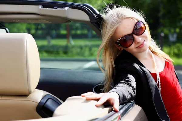 Charming blonde and the car — Stock Photo, Image